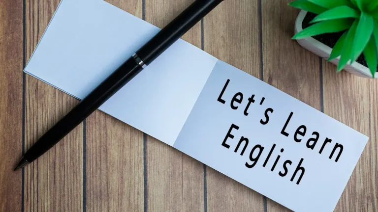 Yapay Zeka ile İngilizce Öğrenmek: 7 Adımda Akıcı Bir Dil Yolculuğu